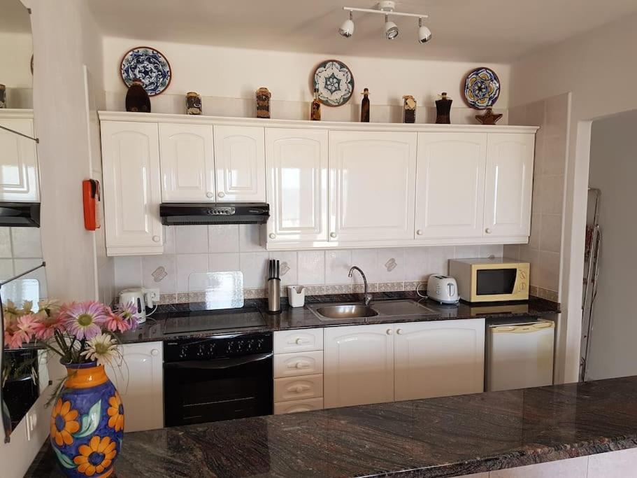 Tabaybas E31, Central Two Bed Puerto del Carmen  Dış mekan fotoğraf